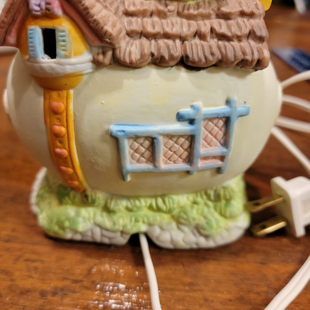 Teapot - Picture 11 of 16
